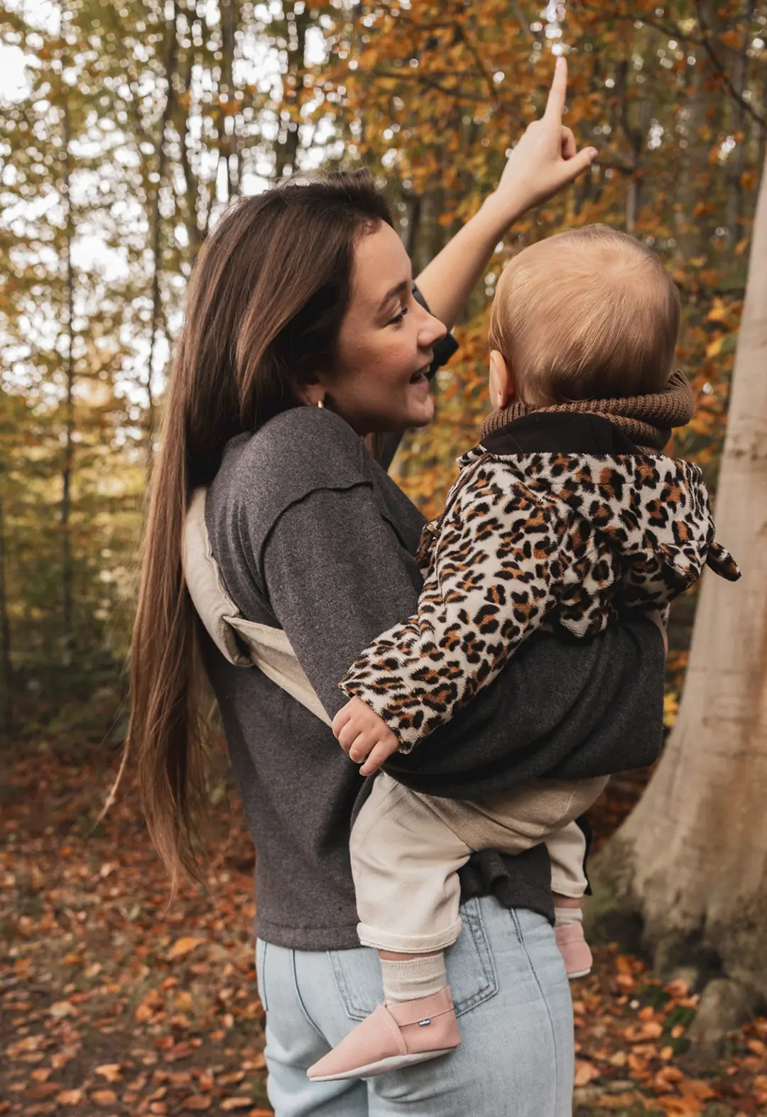 Van slofjes tot eerste stapjes Bescherming, comfort en liefde voor kleine voetjes